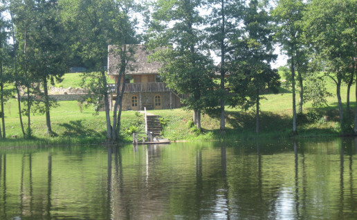 Sukausko-stovykla.-Tituline.-Nuotr.-is-asm.-arch-min.jpg